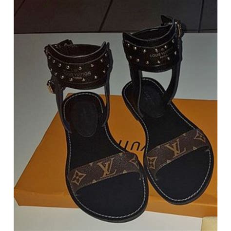 louis vuitton heels sandals|louis vuitton sunshine sandals.